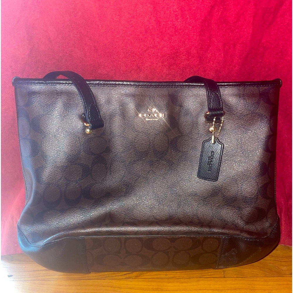 Coach New York purse